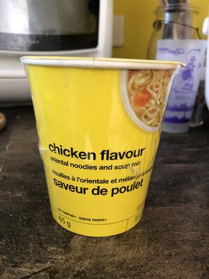 Nouilles  Lorientale Et Mlange  Soupe Saveur De Poulet
