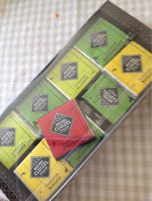 Assortiment De Carrs De Chocolat Noir