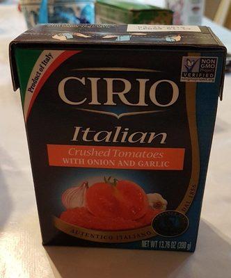 Cirio Tomatoes Crushed, Italian, With Onion And Garlic