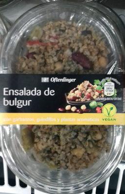 Ensalada De Bulgur Con Garbanzos, Guindillas Y Plantas Aromticas
