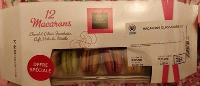 12 Macarons