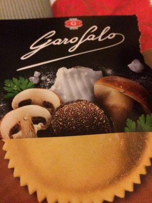 Champignon, Cepes Et Truffes Dete