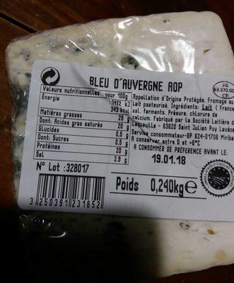Bleu D'Auvergne, Le Fromage, Environ