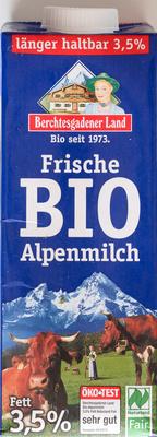 Frische Bio Alpenmilch