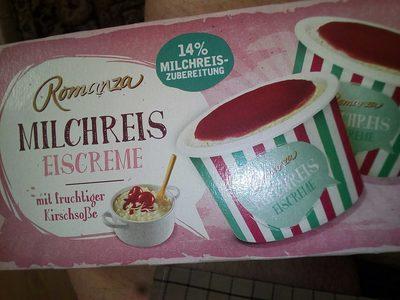 Milchreis Eiscreme Mit Fruchtiger Kirschsoe