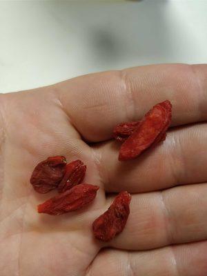 Organic Goji Berries 1kilogram (250gram X 4), Certified By Soil Association, From Tibetan Plateau
