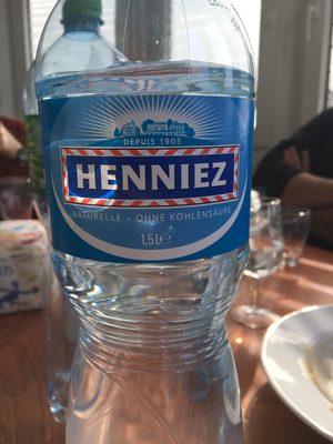 Henniez Bleue Naturelle 1.5 L, 6 Bouteilles