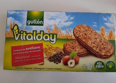 Sandwich De Avellana Con Avena Y Chips De Chocolate Vitalday